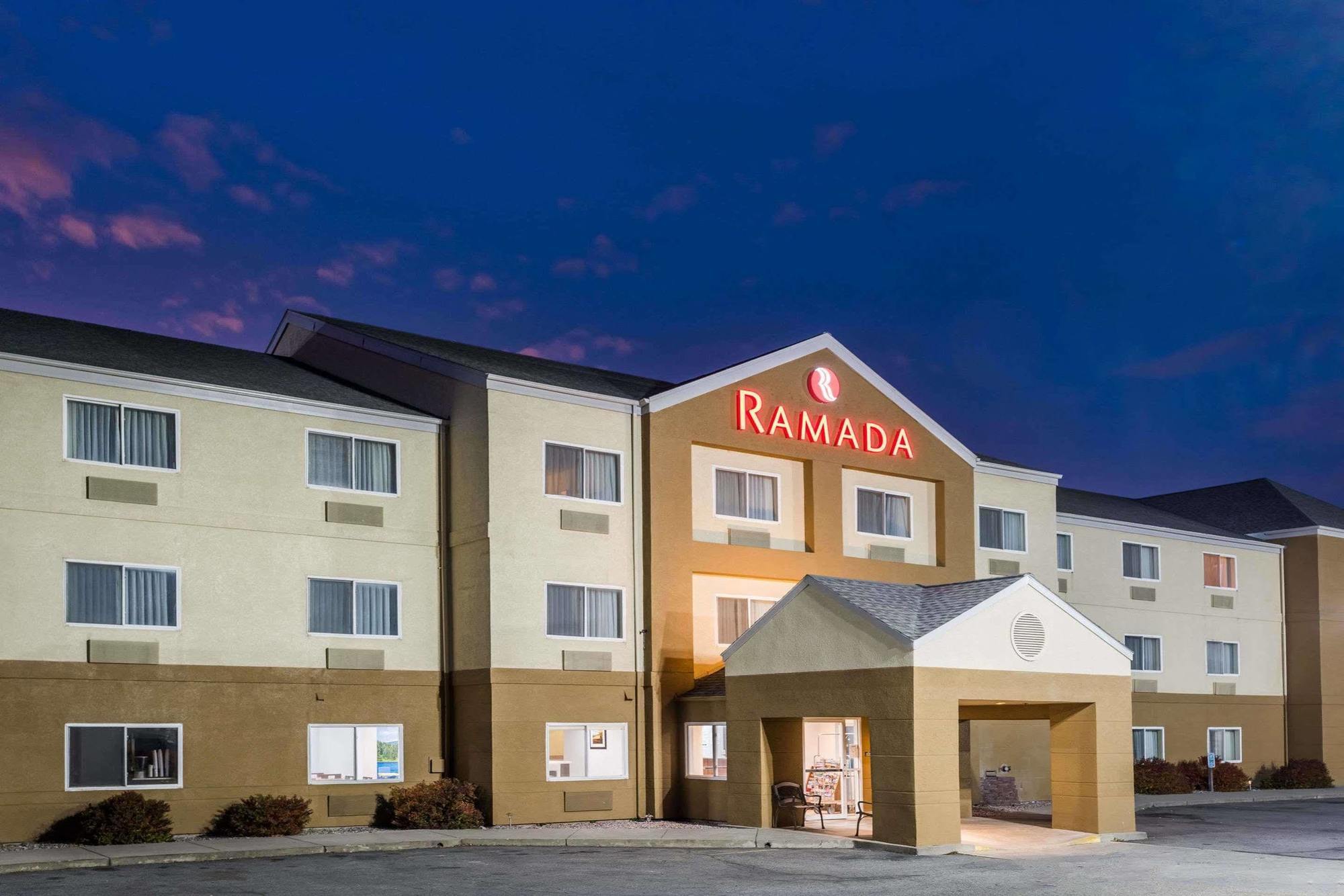 Ramada By Wyndham Coeur D'Alene Otel Dış mekan fotoğraf
