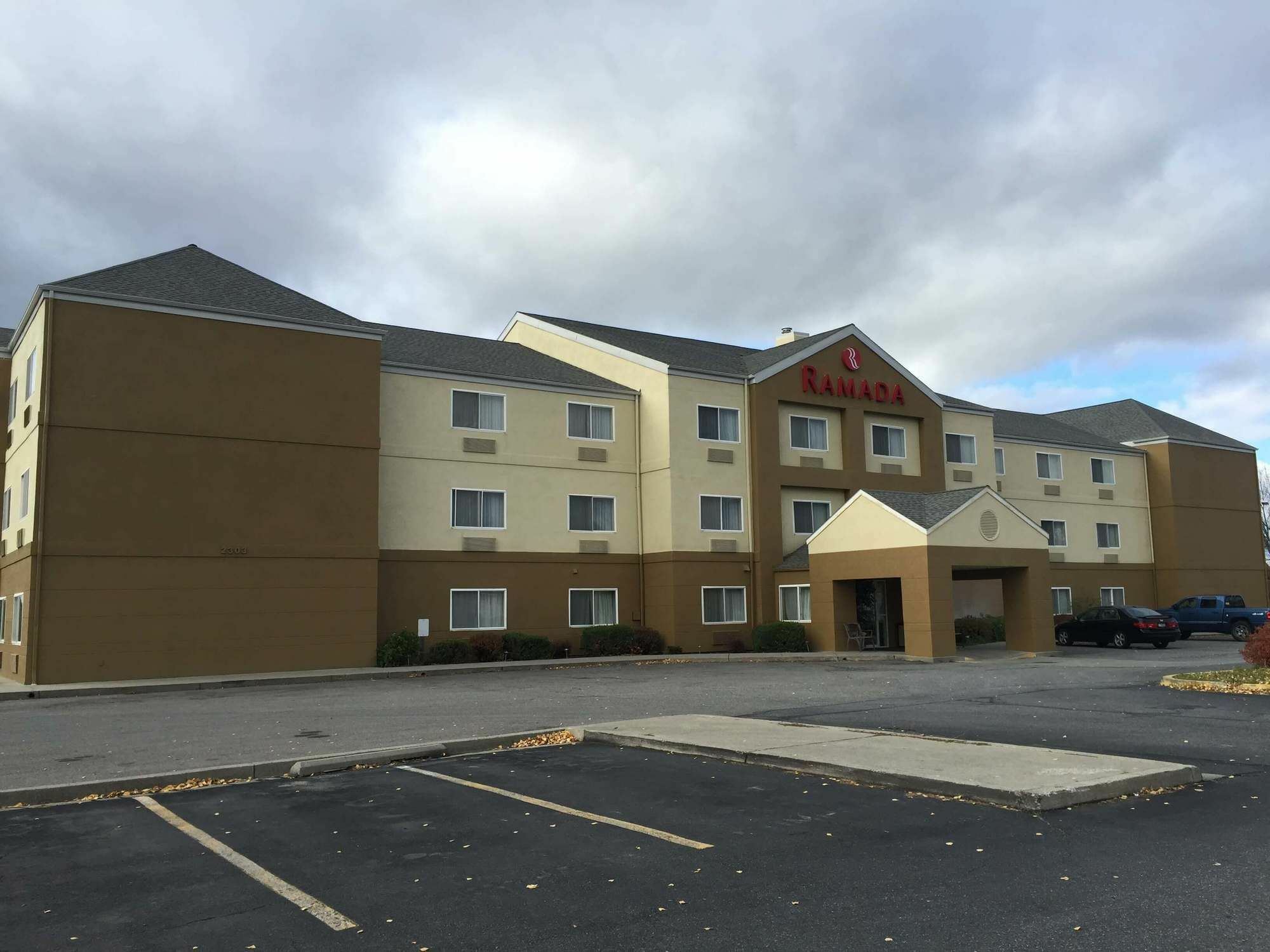 Ramada By Wyndham Coeur D'Alene Otel Dış mekan fotoğraf
